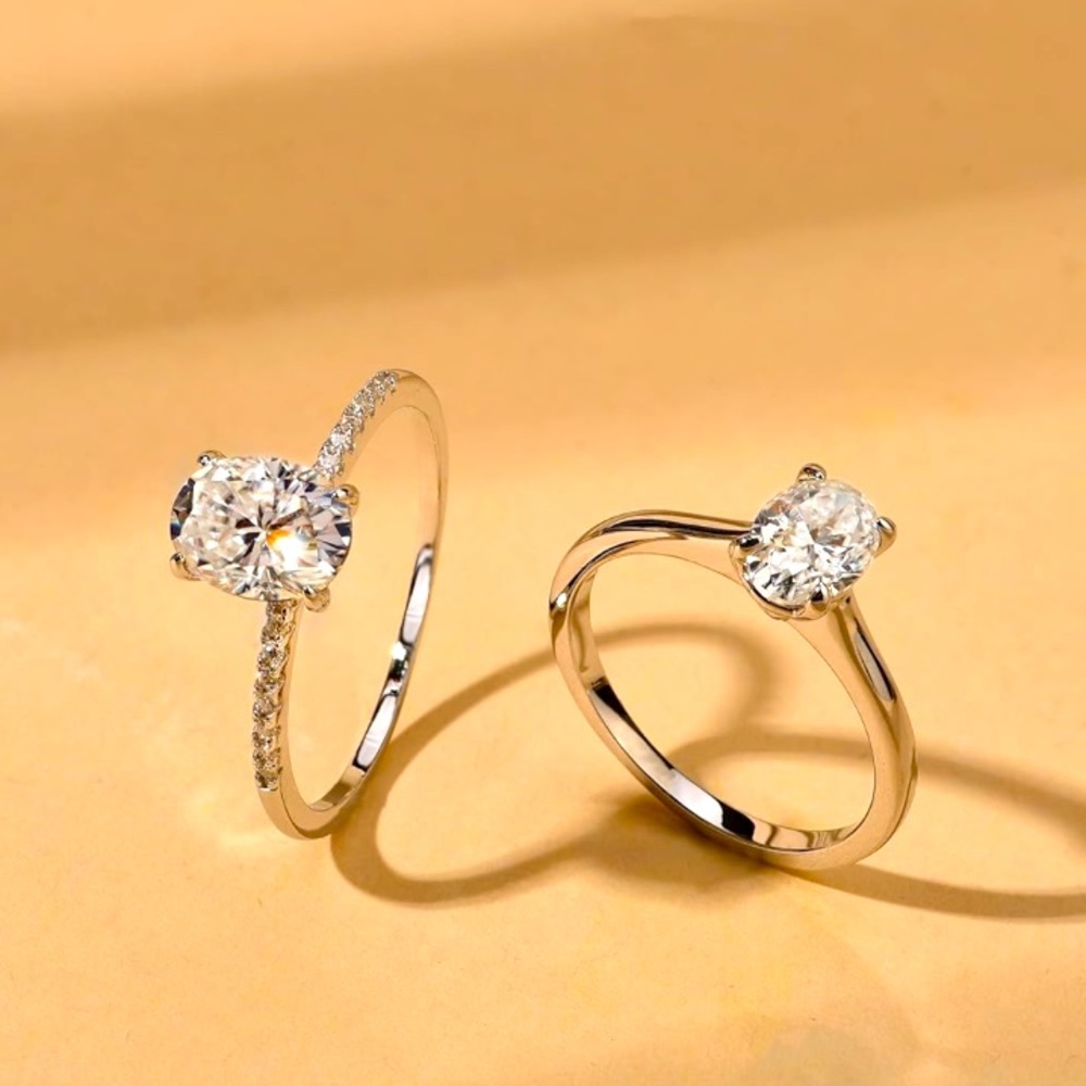 Solitaire Moissanite💍 1 Carat Halo Oval Cut Wedding Engagement Promise R… - Picture 2 of 11